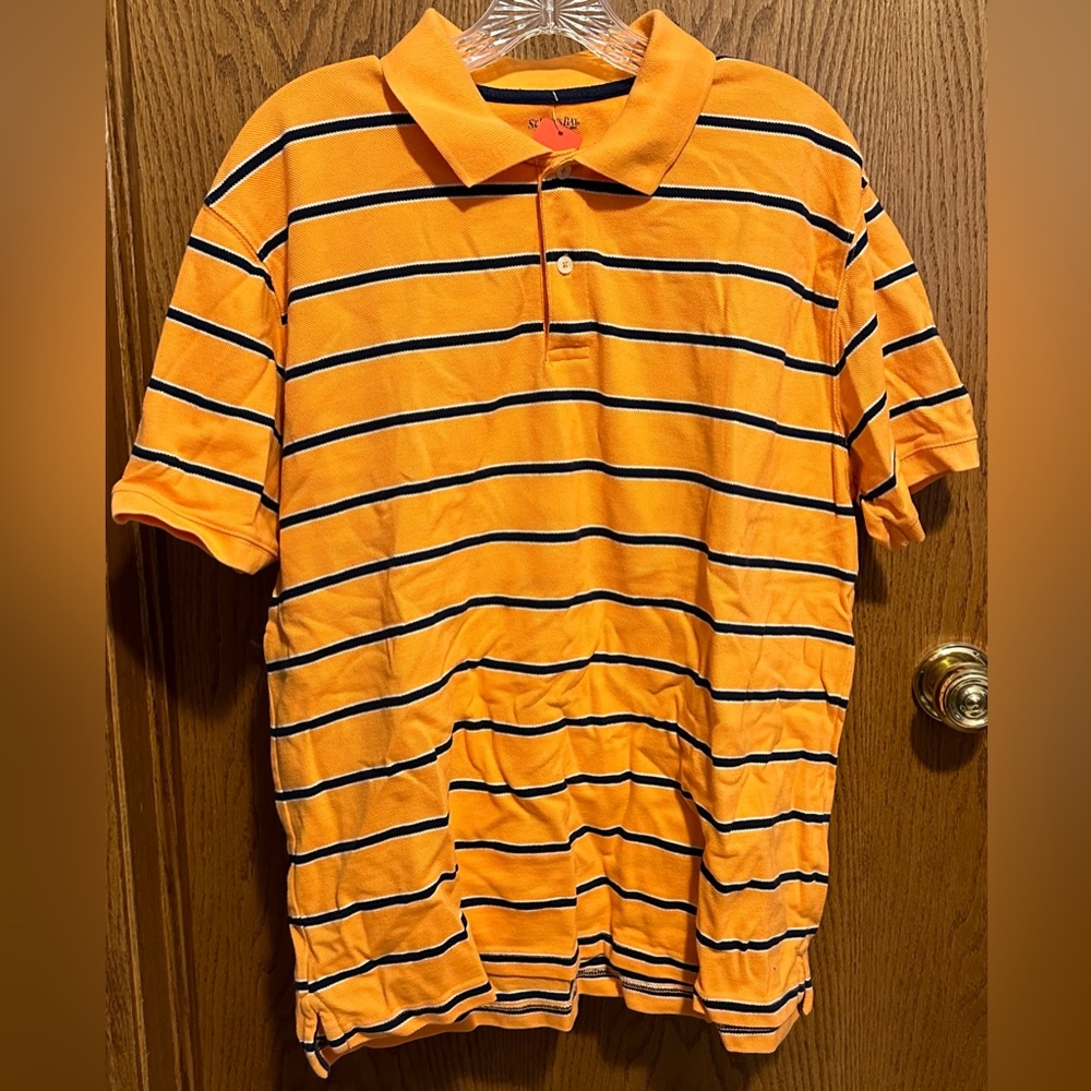 St. John’s Bay large polo style shirt